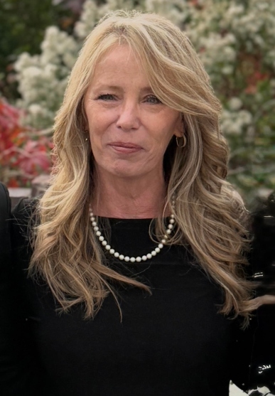 Laura Kanaris